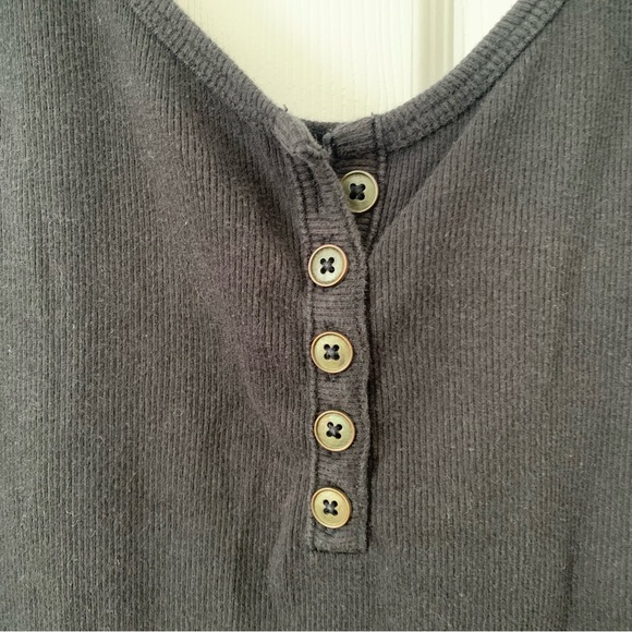 Hollister Ribbed Black Tank Top - Picture 3 of 5